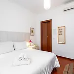 Bed & Breakfast Al Ponte Del Papa 4*