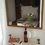 Al Ponte Del Papa Bed & Breakfast