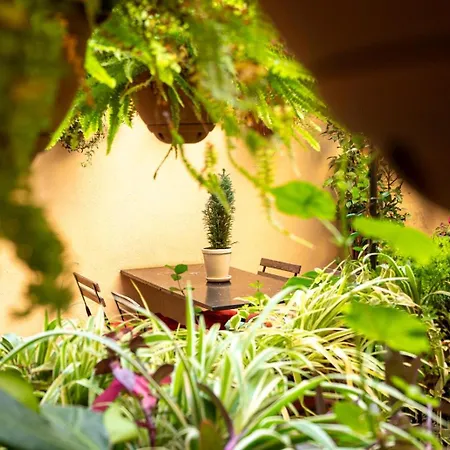 Al Ponte Del Papa Bed & Breakfast 4*